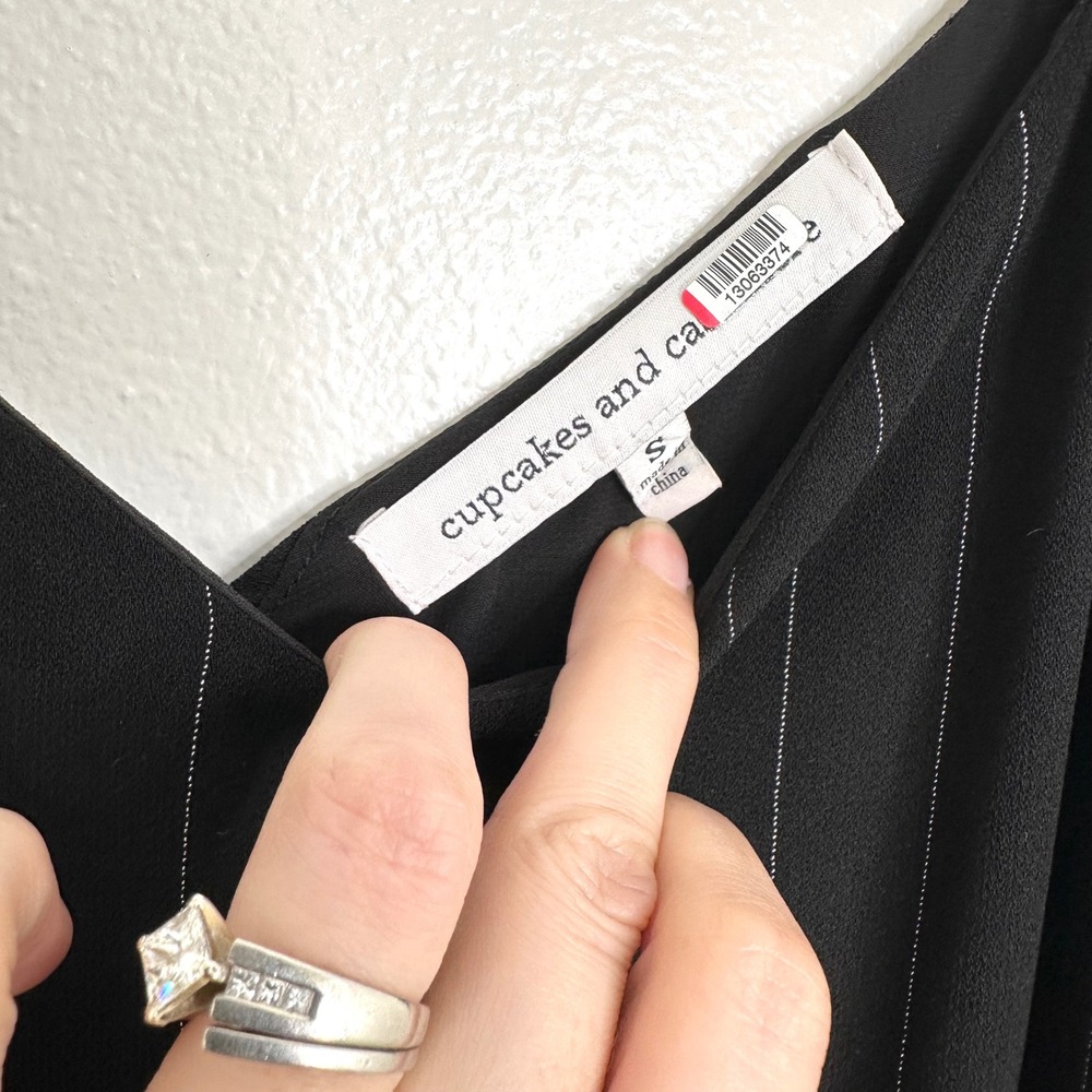 Cupcakes‎ and Cashmere Lana Pinstripe Wide Leg Jumpsuit Black Size S - Picture 5 of 7